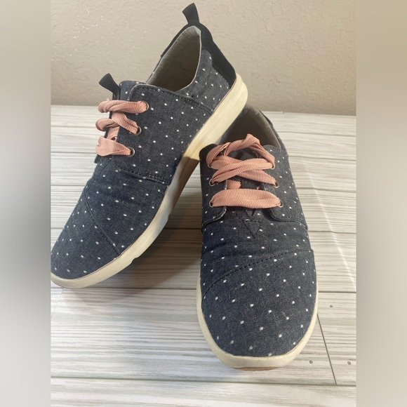 Toms Del Rey Shoes  size 7.5 - Picture 2 of 7